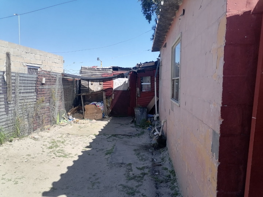 1 Bedroom Property for Sale in Wesbank Western Cape